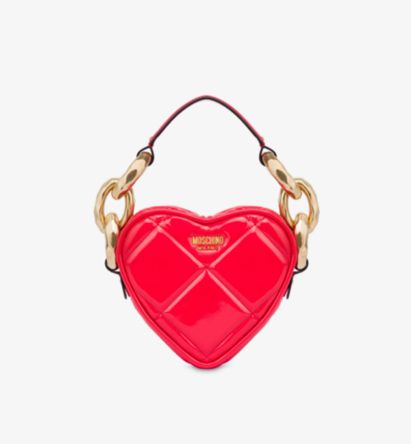 Tas mini berbentuk hati dengan detail quilting